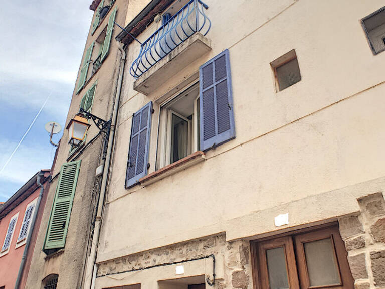 Maison Mitoyenne- Frejus Centre Ville — photo 1