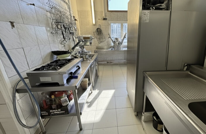 À vendre : Boulangerie-Pâtisserie avec appartement de fonction  Tours, Avenue de Grammont — photo 3