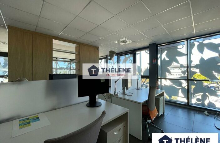 BUREAUX à LOUER — photo 3