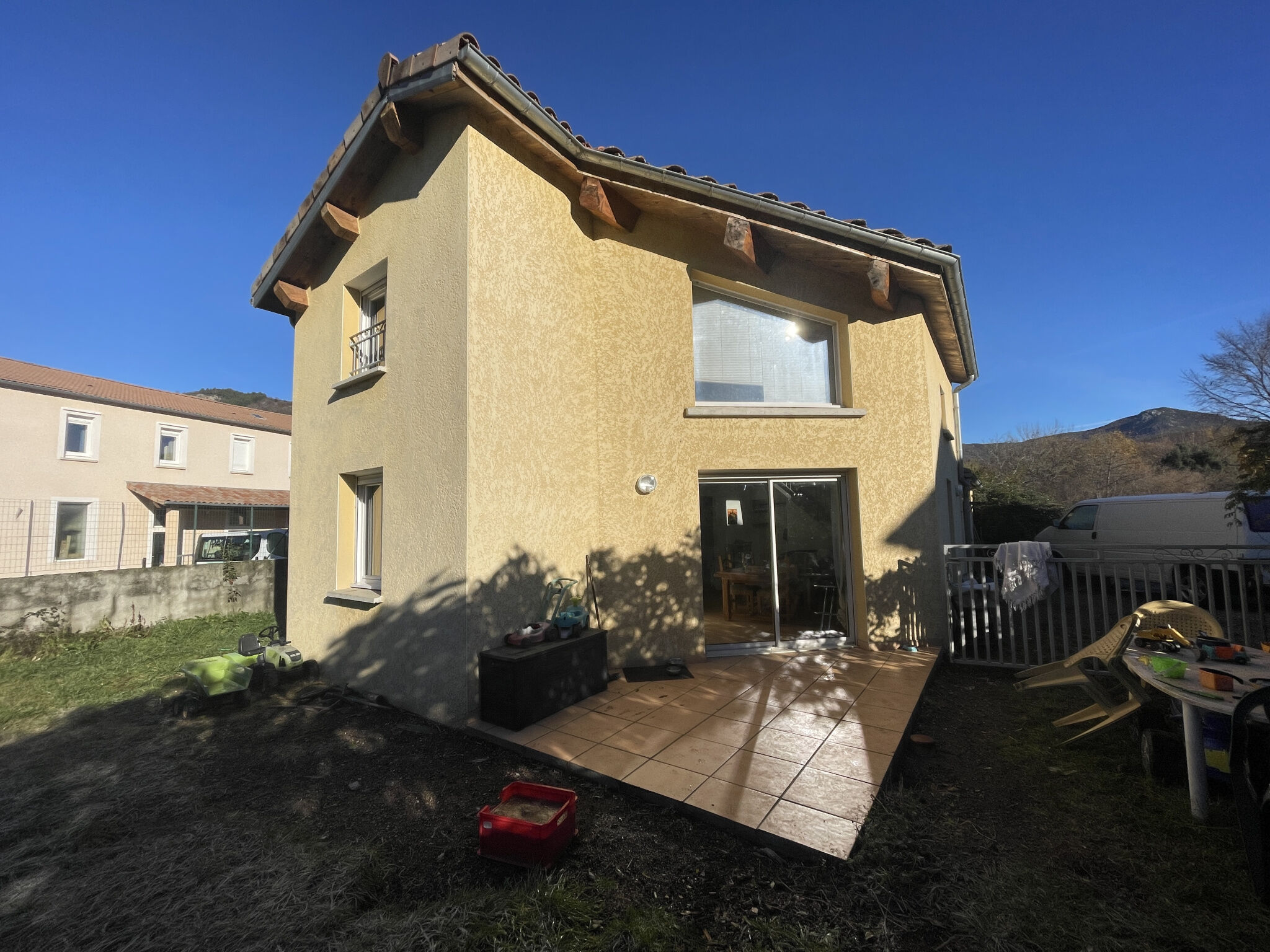 Villa / Maison  T3 à louer Meyras 07380