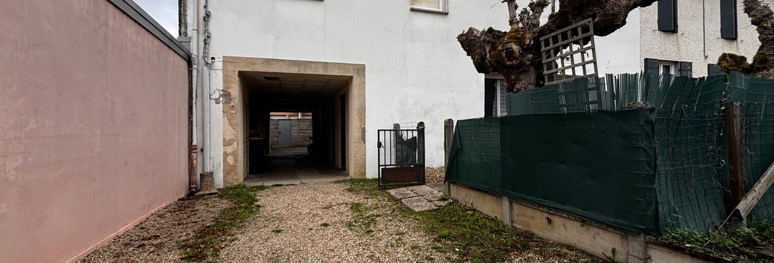 Immeuble  300 m² à vendre à Vayres (33870)