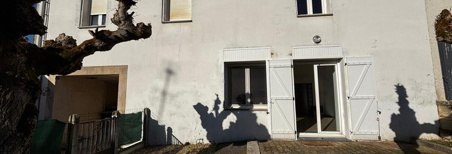 Immeuble  300 m² à vendre à Vayres (33870)