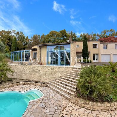 Maison 10 pièces 557000 €