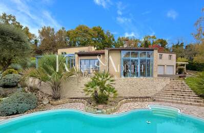 VILLA AU STYLE PROVENÇALE AVEC PISCINE, PARC, VÉRANDAS ET DOUBLE GARAGE — photo du bien
