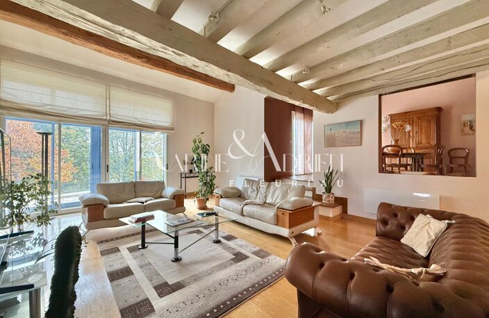 VILLA AU STYLE PROVENÇALE AVEC PISCINE, PARC, VÉRANDAS ET DOUBLE GARAGE — photo 4