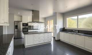 Maison 14 Pièces 570 m² à vendre à Châteauvert (83670)