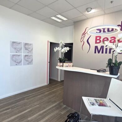 Commerce 8 pièces 70000 €