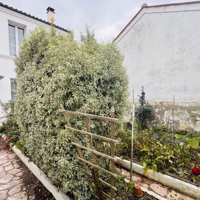 Maison 4 pièces 265500 €