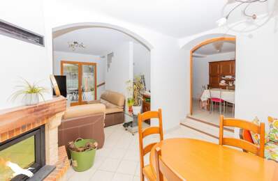 Maison de ville de 5 pièces principales — photo du bien