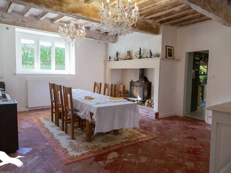 Maison en pierre de 7 pièces principales — photo 1
