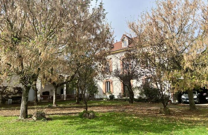 Maison en pierre de 7 pièces principales — photo 2
