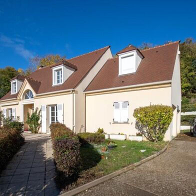 Maison 7 pièces 457600 €