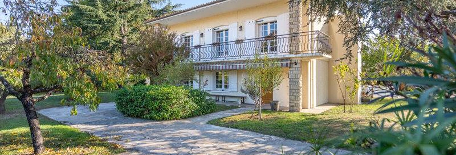 Maison 8 Pièces 207 m² à vendre à Pineuilh (33220)