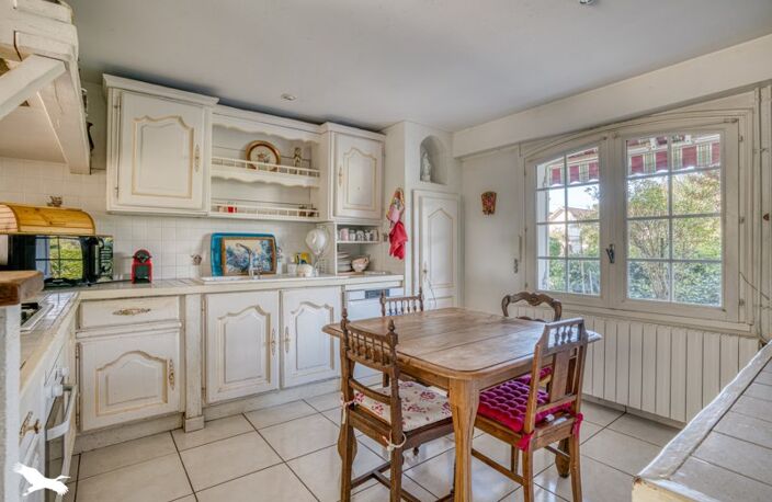 Traditionnelle de 8 pièces principales — photo 3