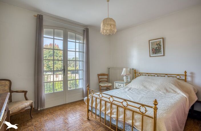 Traditionnelle de 8 pièces principales — photo 5