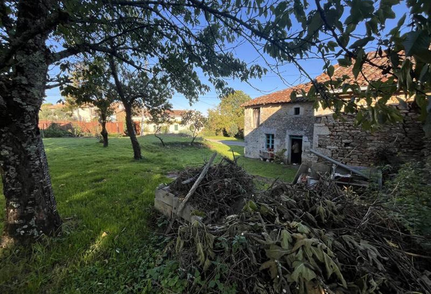 Grange de 1 pièces principales — photo 1