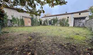 Maison 5 Pièces 300 m² à vendre à La Rochefoucauld-en-Angoumois (16110)