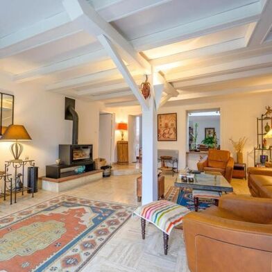 Maison 6 pièces 766047 €