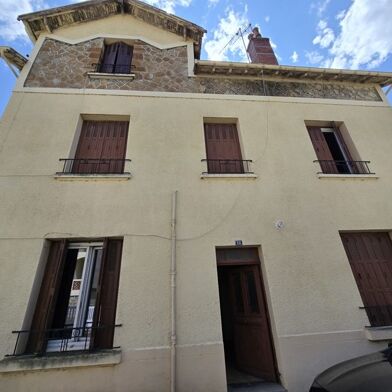 Immeuble  187424 €