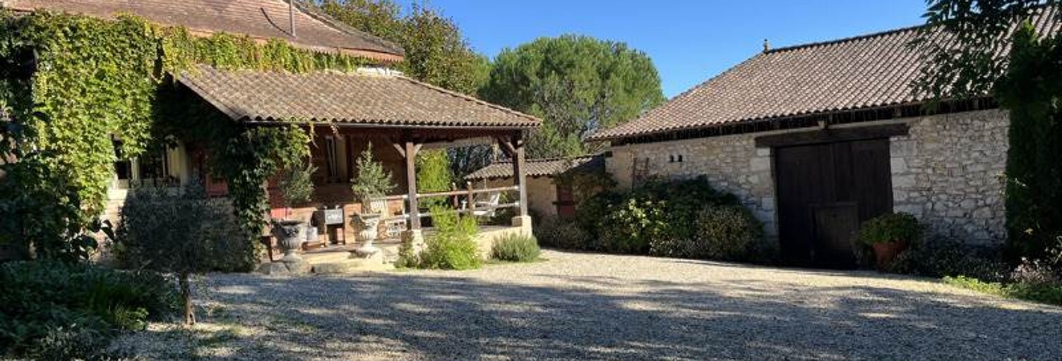 Maison 9 Pièces 220 m² à vendre à Douzillac (24190)