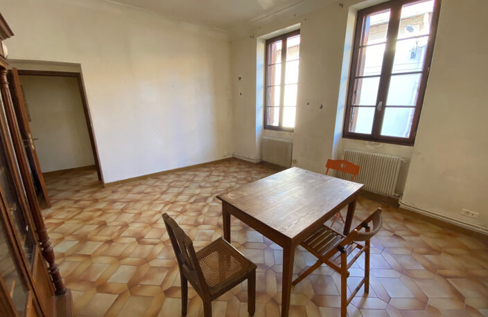 Appartement T3 à rénover Nîmes Gambetta — photo 3