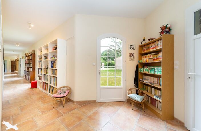 Vente maison 8 pièces 350 m² Saint-Christoly-de-Blaye (33920) — photo 4