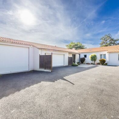 Maison 6 pièces 399000 €