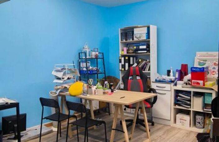 Vente Bureaux 15 m&sup2; — photo 2
