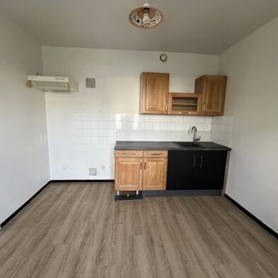 Maison 5 pièces 140400 €