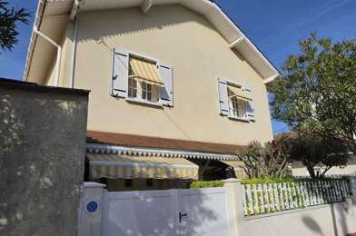 Maison 6 pièces 894000 €