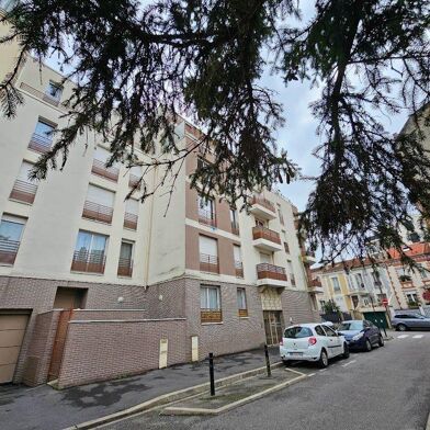 Appartement 2 pièces 890 €