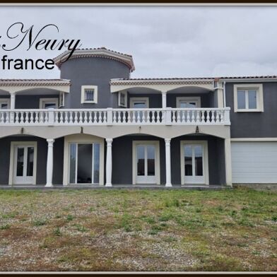 Maison 9 pièces 695000 €