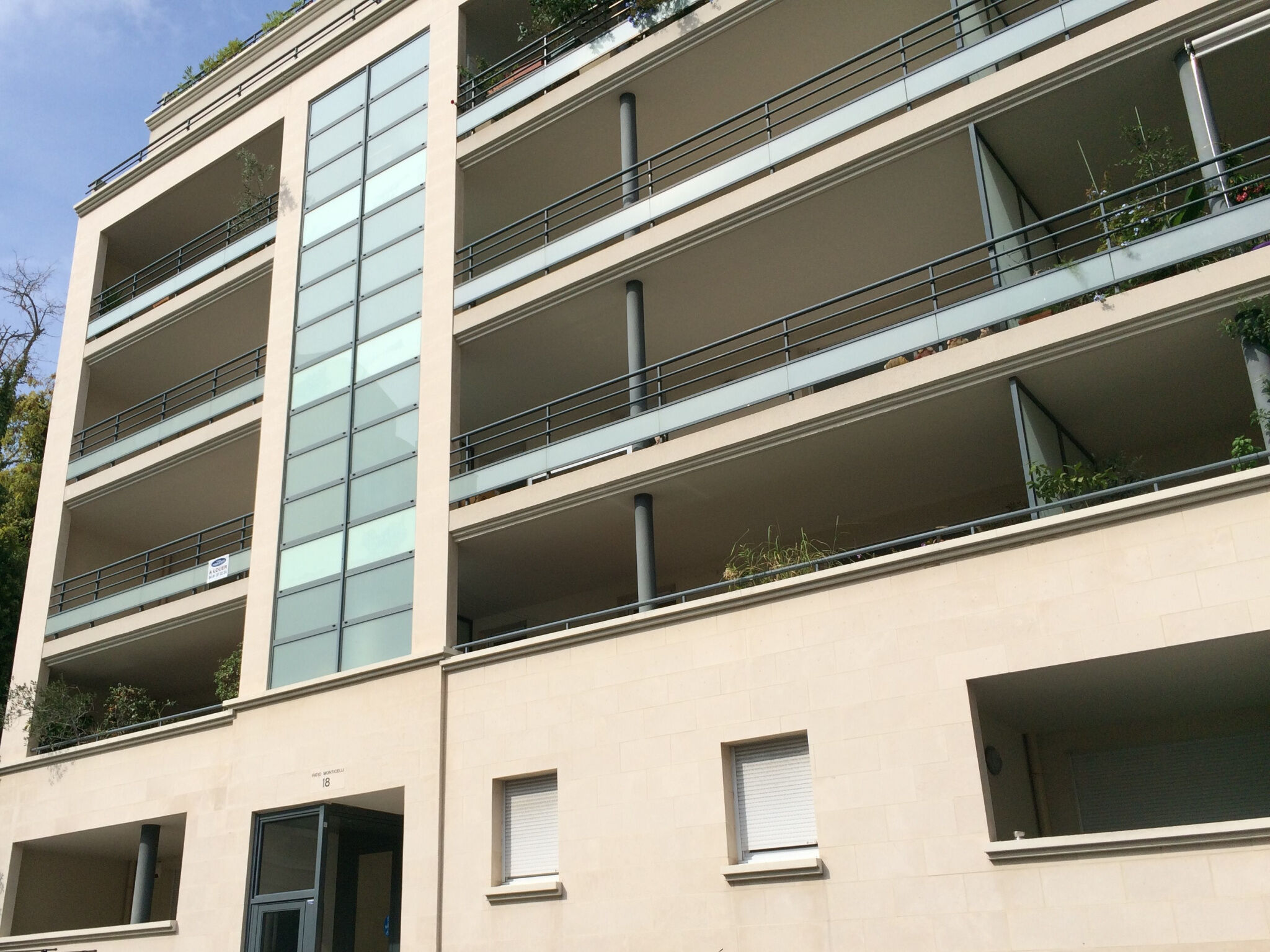 Parking  à louer Marseille 8eme 13008