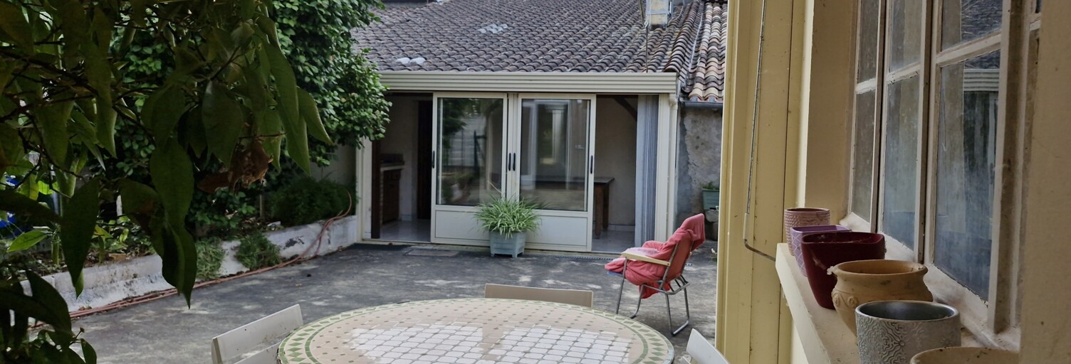 Maison 6 Pièces 104 m² à vendre à Lamothe-Montravel (24230)