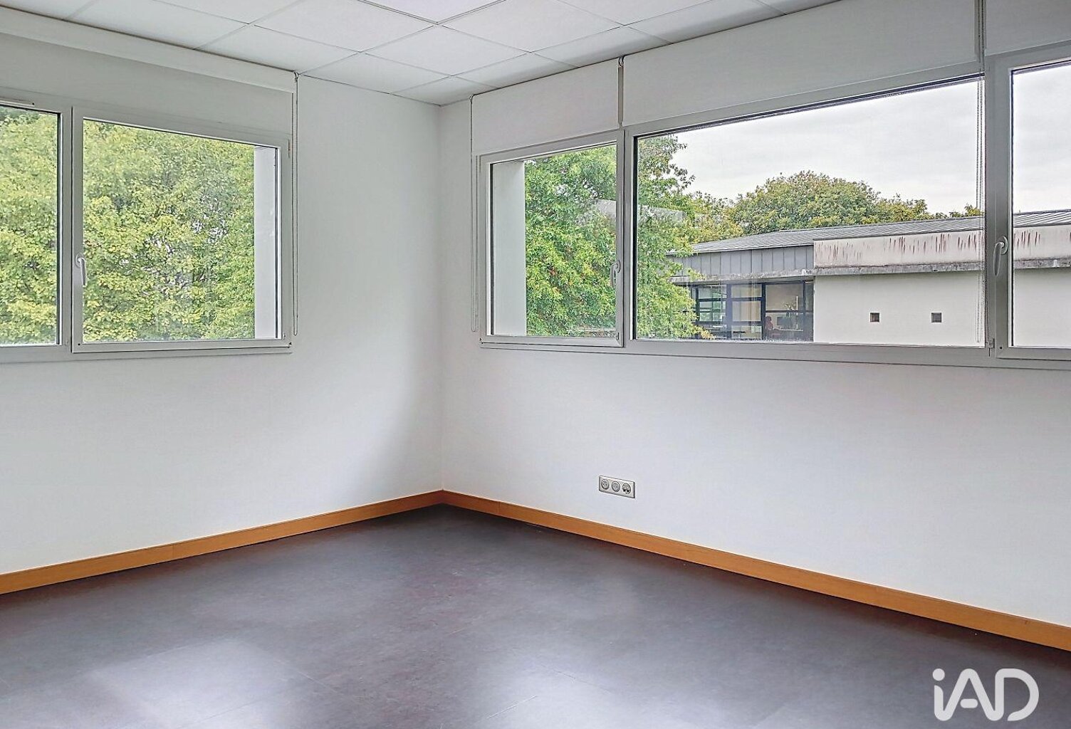 Vente Bureaux 276 m&sup2; — photo 1