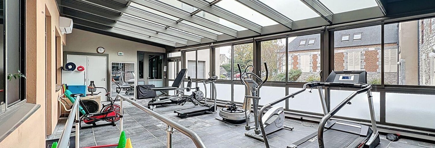 Commerce  236 m² à vendre à Givet (08600)