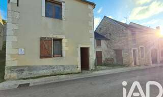 Garage  402 m² à vendre à Courgis (89800)