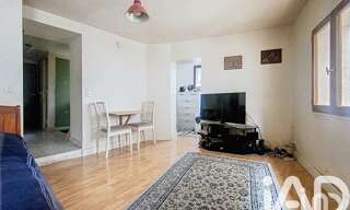 Appartement 1 Pièce 29 m² à vendre à Saint-Cyr-l'École (78210)