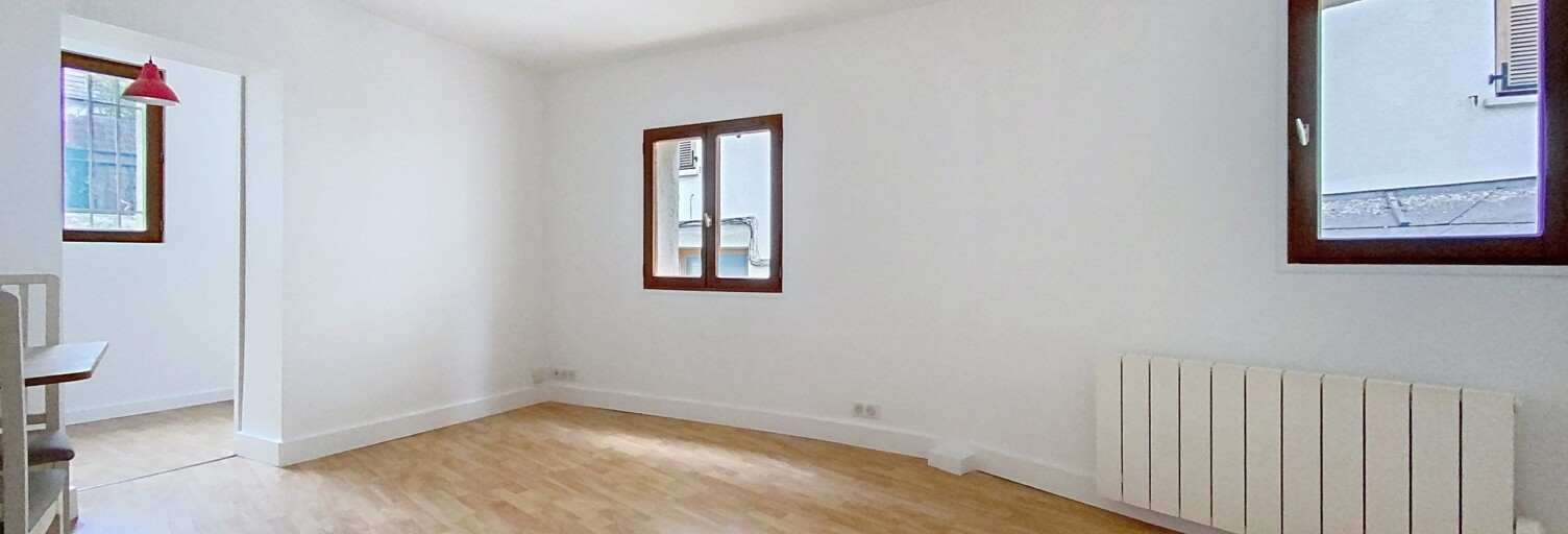 Appartement 1 Pièce 28 m² à vendre à Saint-Cyr-l'École (78210)