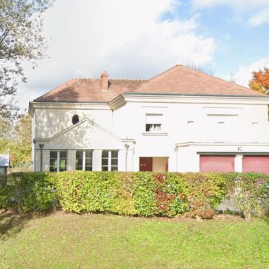 Maison 8 pièces 1650000 €