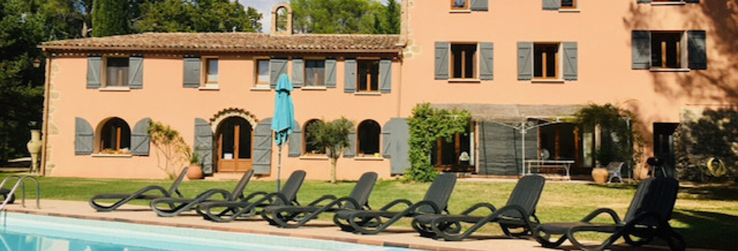 Maison 18 Pièces 456 m² à vendre à Villecroze (83690)