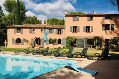 Maison 18 pièces 926000 €