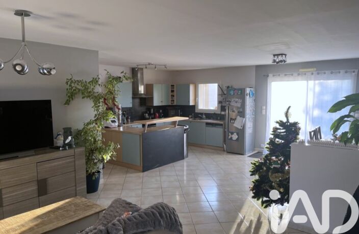 Vente Maison/villa 6 pièces — photo 2