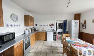 Maison 9 Pièces 239 m² à vendre à Valdelaume (79110)