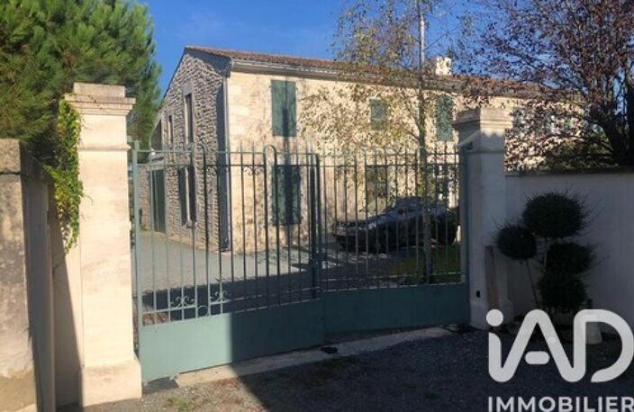 Vente Maison/villa 15 pièces — photo 2