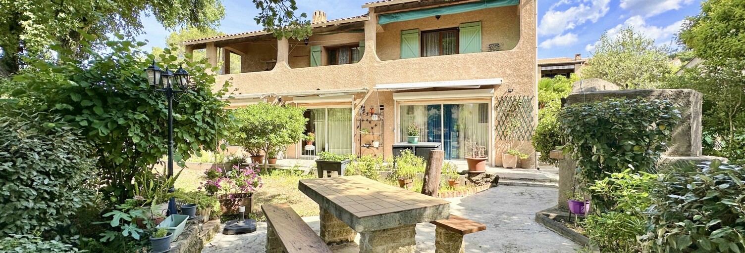 Maison 9 Pièces 230 m² à vendre à Fréjus (83600)