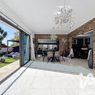 Maison 4 pièces 650000 €