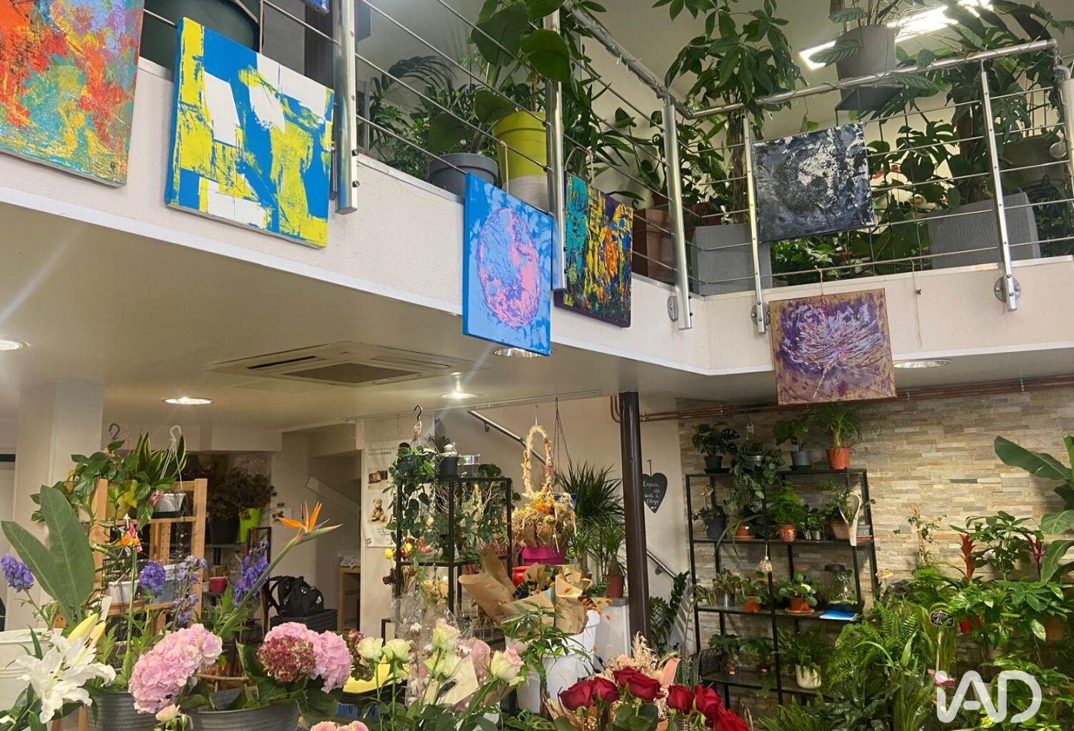 Vente Boutique/Local commercial 155 m&sup2; — photo 1