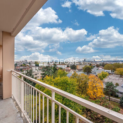 Appartement 4 pièces 168000 €