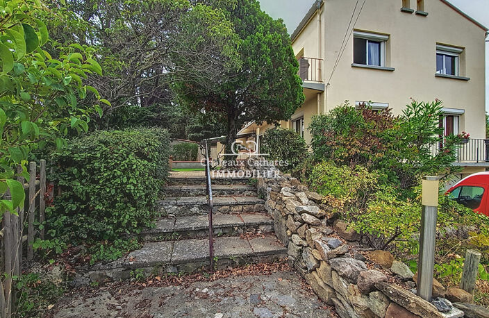 Spacieuse villa T7 vaste sous sol et parcelle constructible, 662 — photo 3